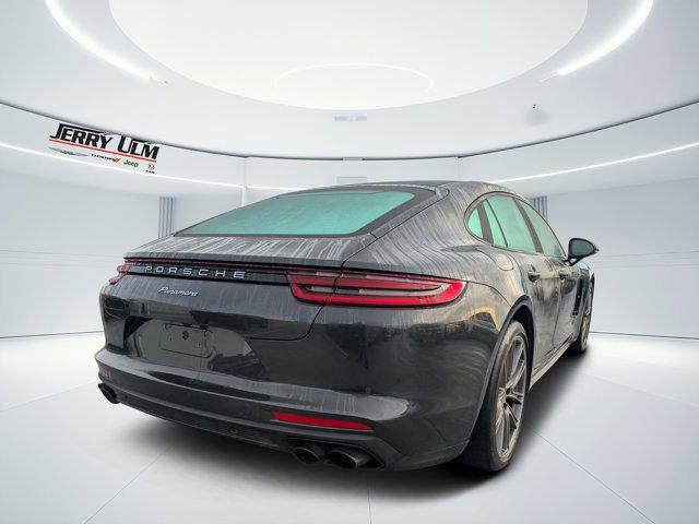 2018 Porsche Panamera 4