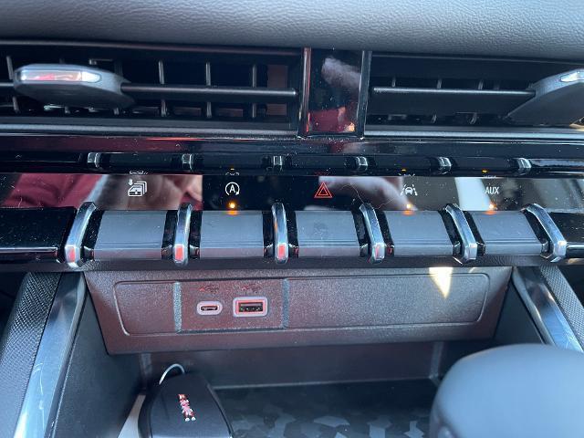 2026 GMC Canyon Elevation, 4WD