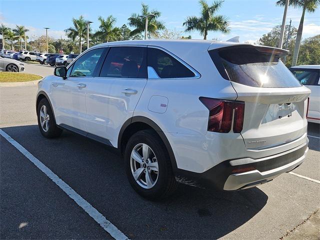 2025 Kia Sorento LX