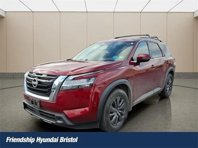 2022 Nissan Pathfinder SV 4WD 2022 Nissan Pathfinder SV 4WD