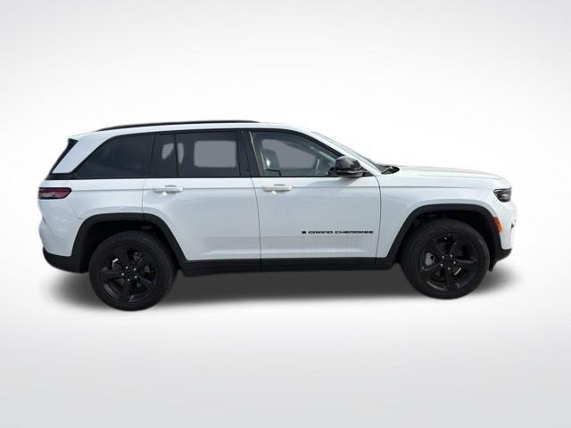 2023 Jeep Grand Cherokee Limited 4x2