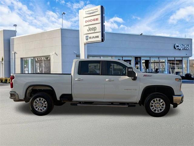 2024 Chevrolet Silverado 3500HD 4WD Crew Cab Standard Bed LT