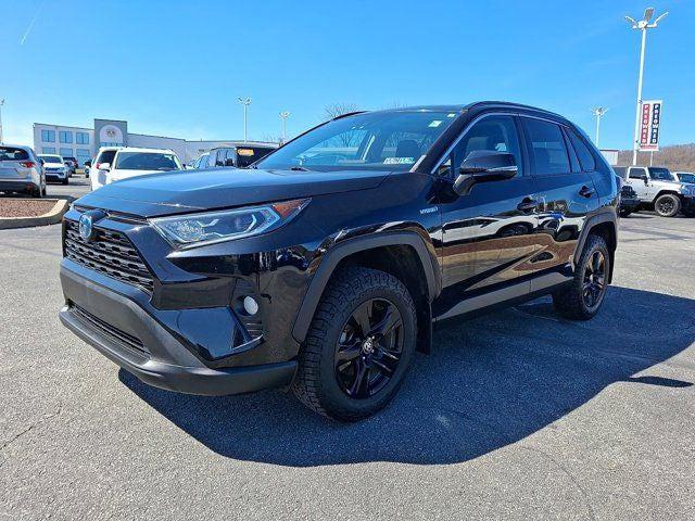 2021 Toyota RAV4 Hybrid XLE