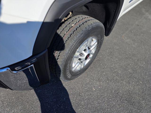 2026 GMC Sierra 2500HD Crew Cab, Long Bed, Pro, 4WD