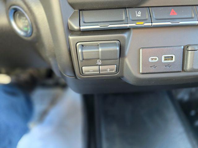 2026 GMC Sierra 2500HD Crew Cab, Long Bed, Pro, 4WD