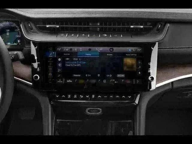 2026 Jeep Grand Cherokee Altitude 4x4
