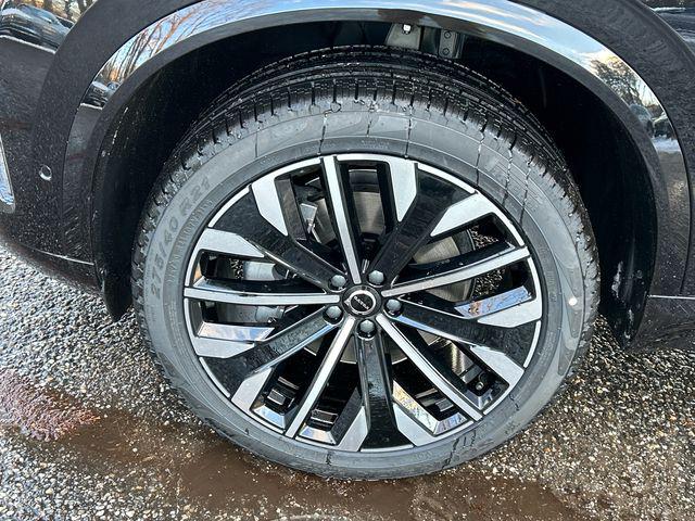 2026 Volvo XC90 Plus, B6 AWD Gas (mild hybrid), Gasoline, Bright, 7 Seats