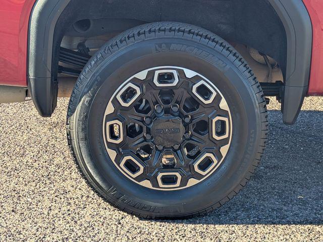 2022 GMC Sierra 2500HD 4WD Crew Cab Standard Bed Denali