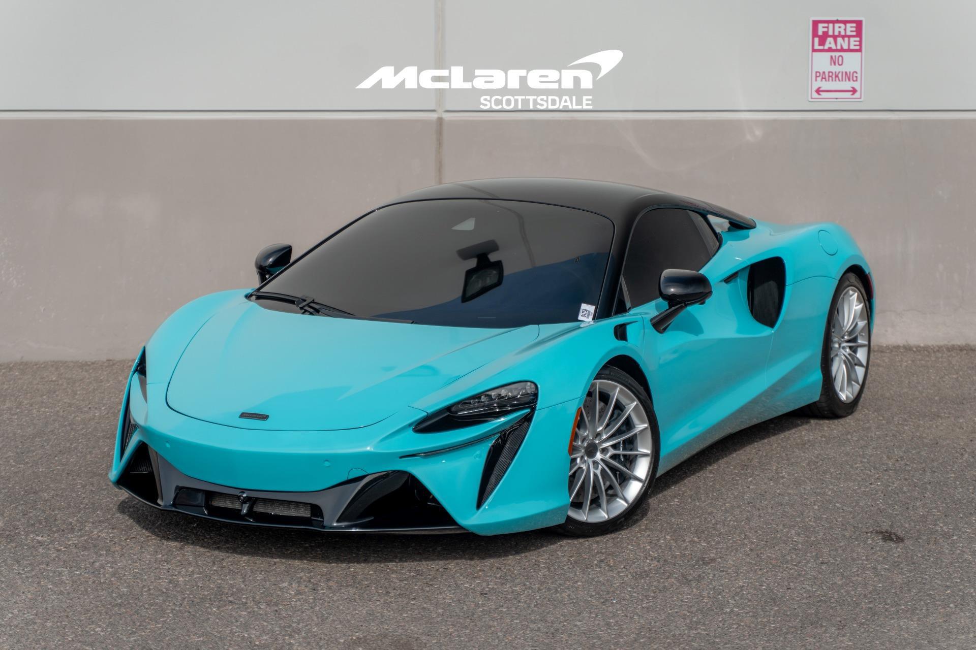 /2025 Mclaren Artura