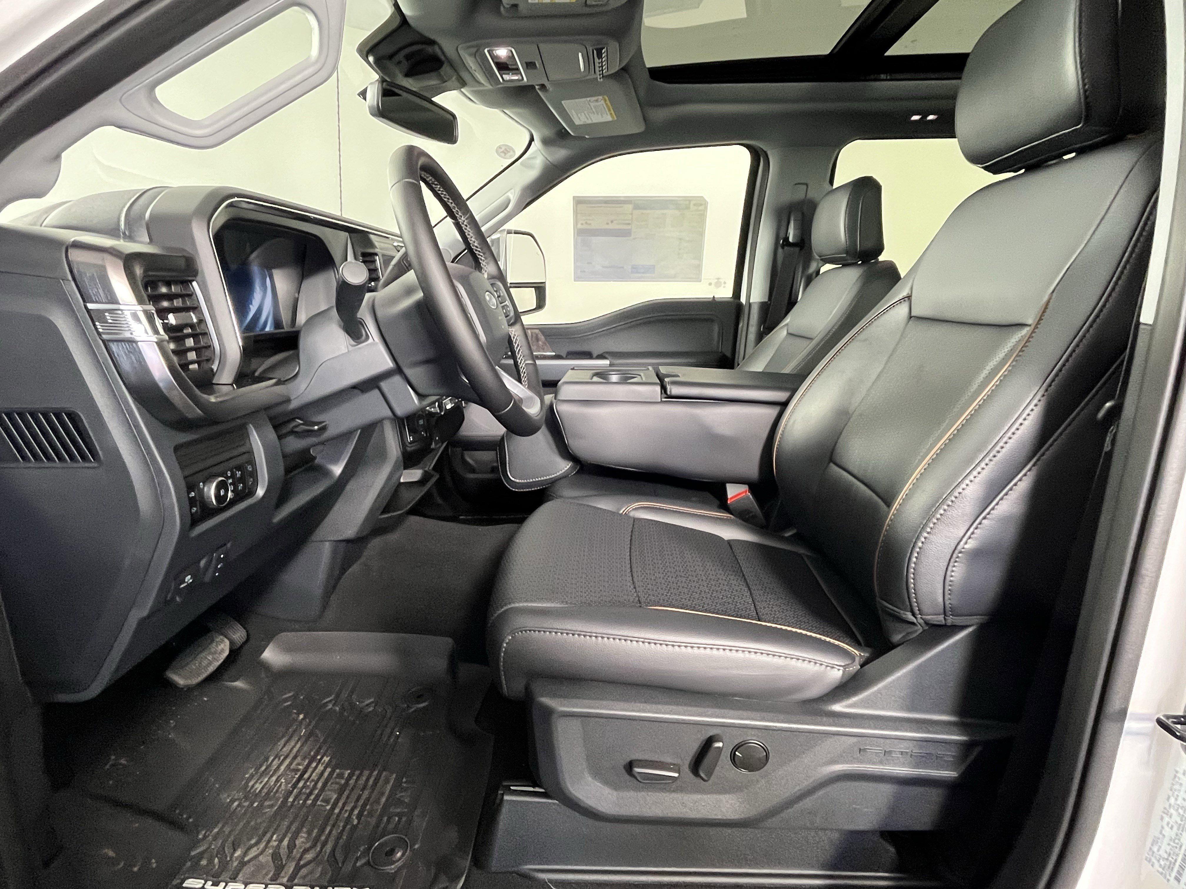 2026 Ford F-350 Super Duty Lariat - Photo 11