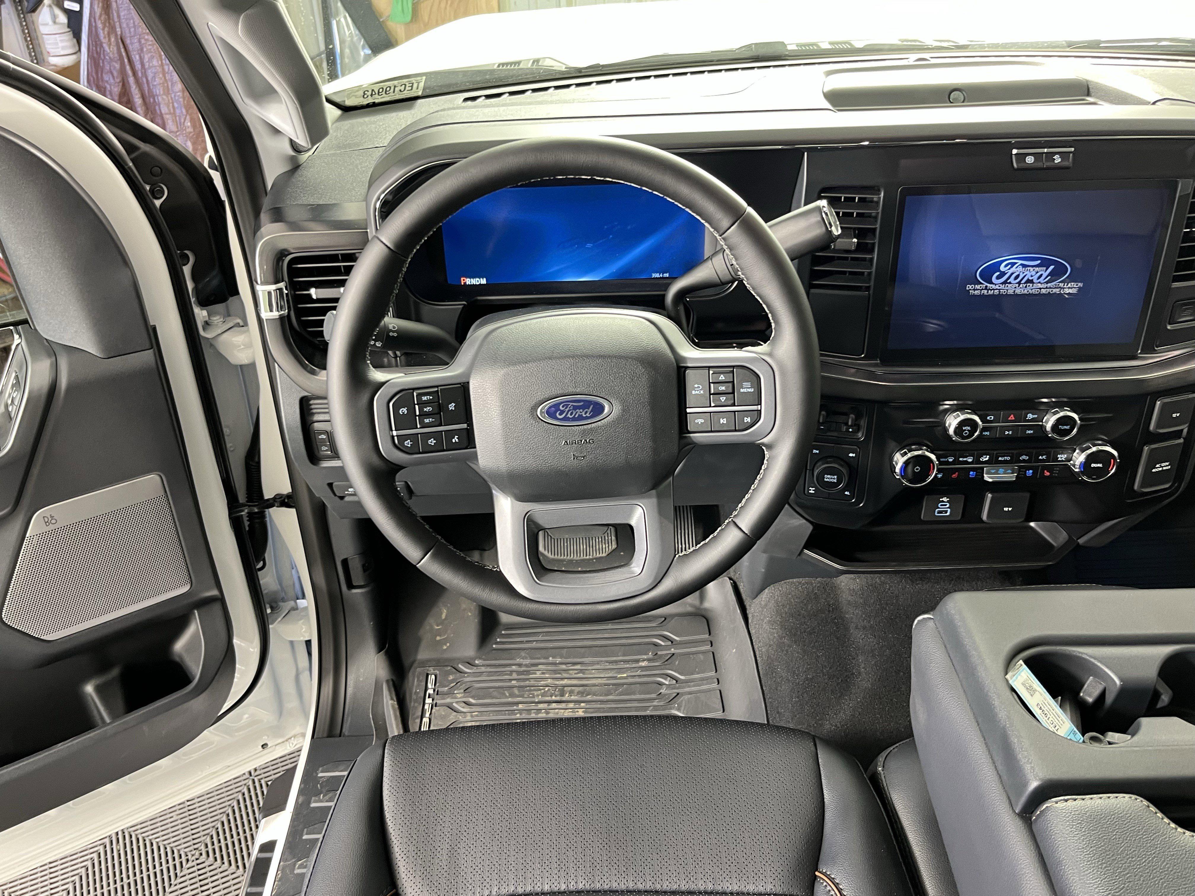 2026 Ford F-350 Super Duty Lariat - Photo 13