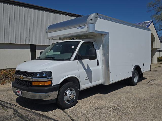 2025 Chevrolet Express Cutaway 4500 Van for sale in Lake Mills, WI