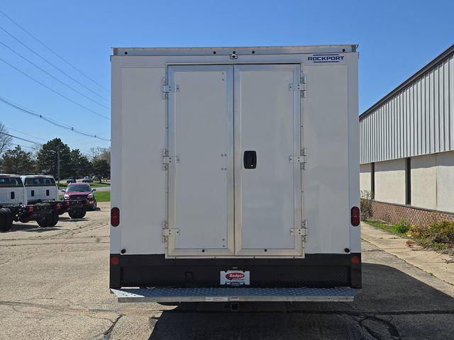 2025 Chevrolet Express Cutaway 4500 Van