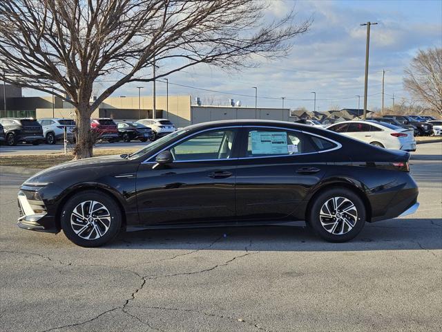 2026 Hyundai Sonata Hybrid Blue