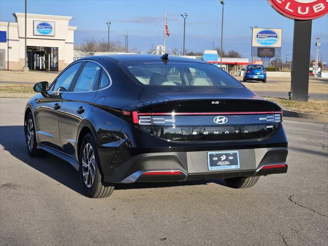 2026 Hyundai Sonata Hybrid Blue