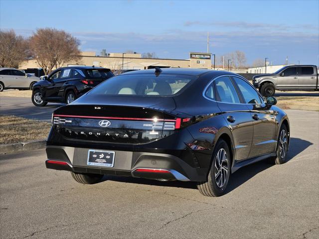 2026 Hyundai Sonata Hybrid Blue