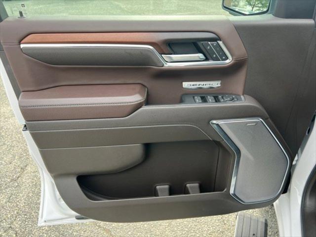 2024 GMC Sierra 1500 4WD Crew Cab Short Box Denali