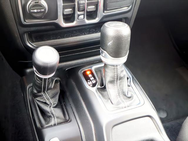 2023 Jeep Wrangler 4-Door Sahara