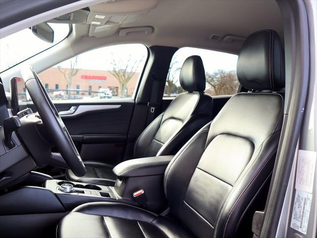 2023 Ford Escape Platinum