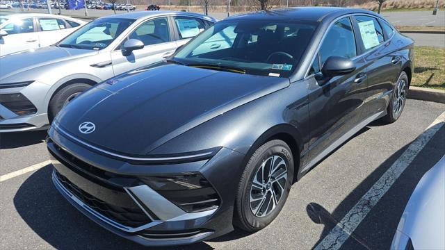 2026 Hyundai Sonata Hybrid Blue
