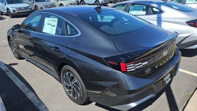2026 Hyundai Sonata Hybrid Blue