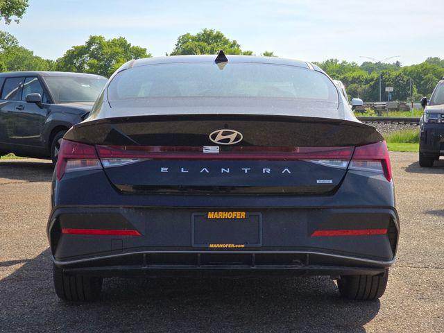 2026 Hyundai Elantra Hybrid SEL Sport