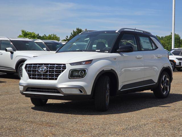 2026 Hyundai Venue SEL w/Two-Tone Roof