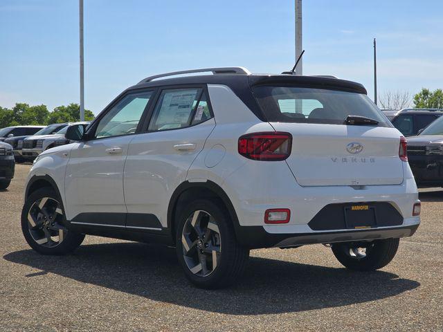 2026 Hyundai Venue SEL w/Two-Tone Roof