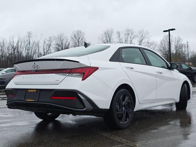 2026 Hyundai Elantra Hybrid SEL Sport