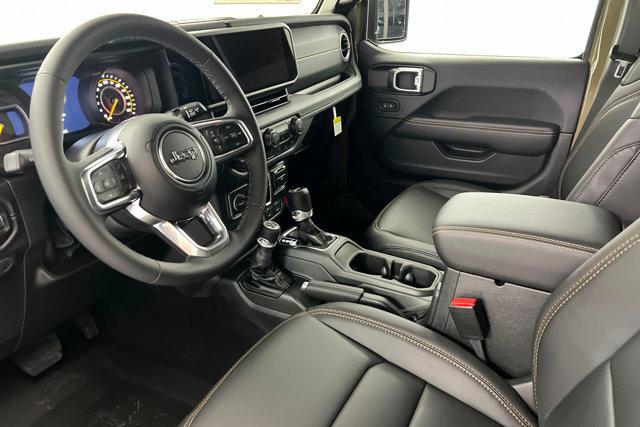 2026 Jeep Wrangler 4-Door Sahara 4x4