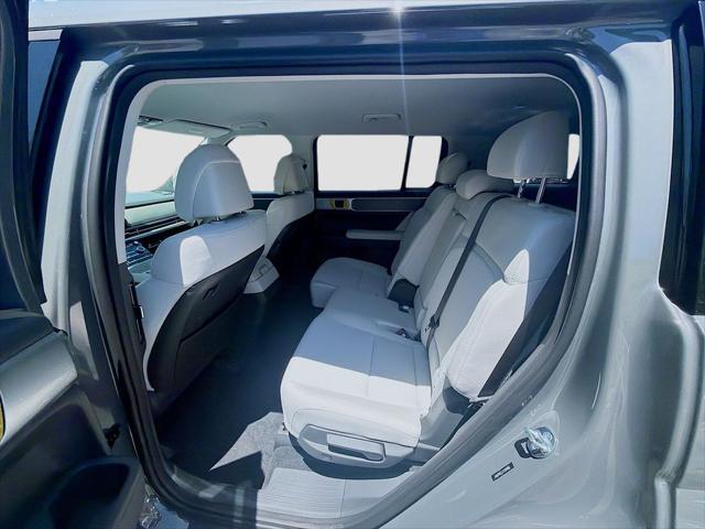 2026 Hyundai Santa Fe SE