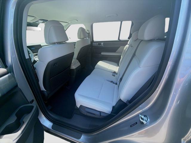 2026 Hyundai Santa Fe SE