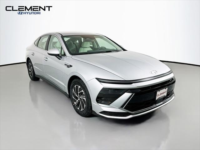 2026 Hyundai Sonata Hybrid Blue