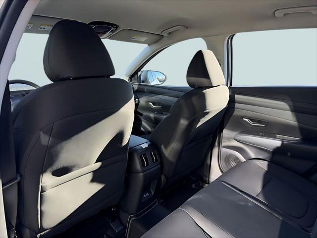 2026 Hyundai Tucson Hybrid Blue SE