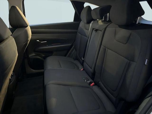 2026 Hyundai Tucson Hybrid Blue SE