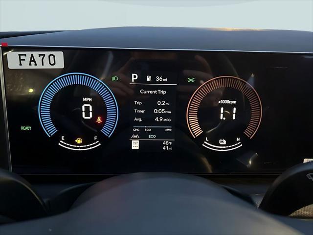 2026 Hyundai Tucson Hybrid Blue SE
