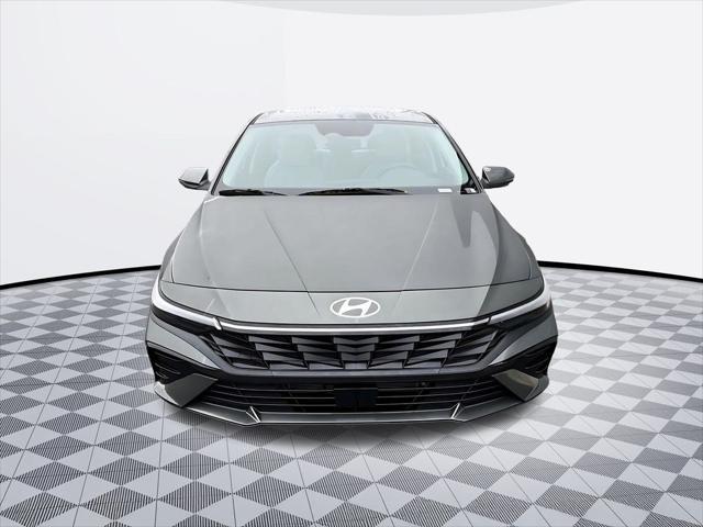 2026 Hyundai Elantra Hybrid Limited