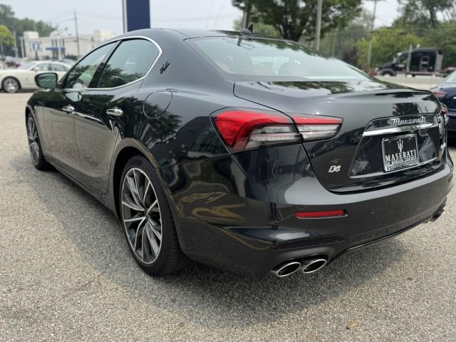 2023 Maserati Ghibli Modena Q4