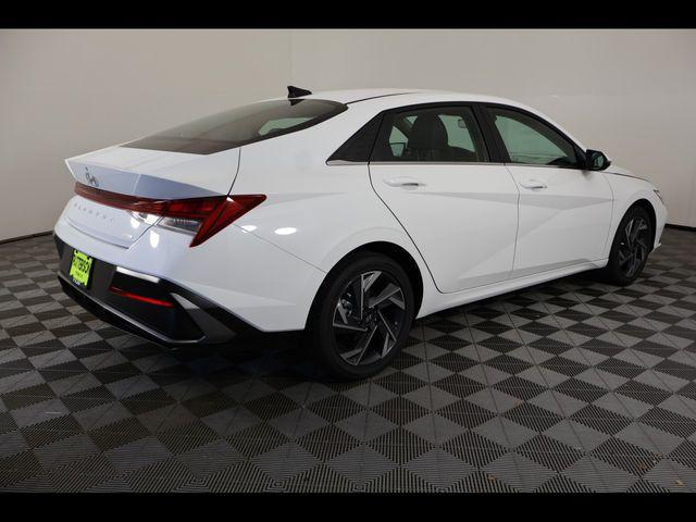 2026 Hyundai Elantra Hybrid Limited