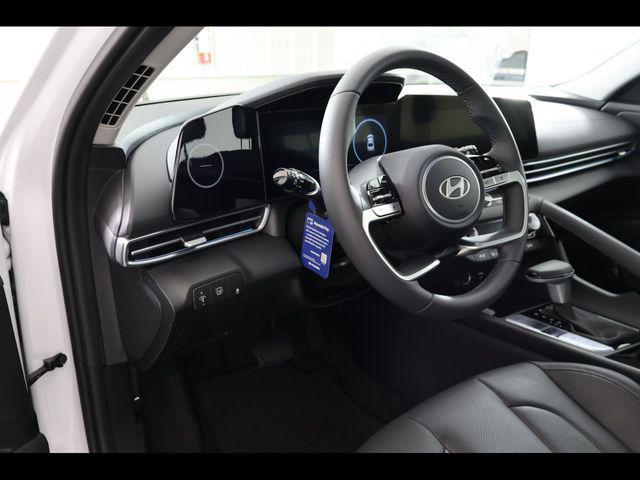 2026 Hyundai Elantra Hybrid Limited