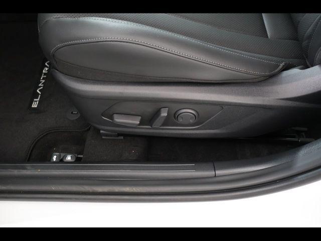 2026 Hyundai Elantra Hybrid Limited