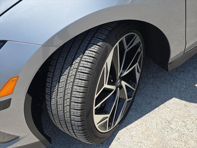 2025 Hyundai IONIQ 6 SEL