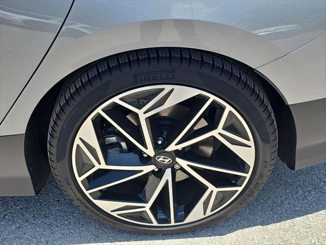 2025 Hyundai IONIQ 6 SEL