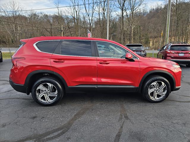 2023 Hyundai Santa Fe SE