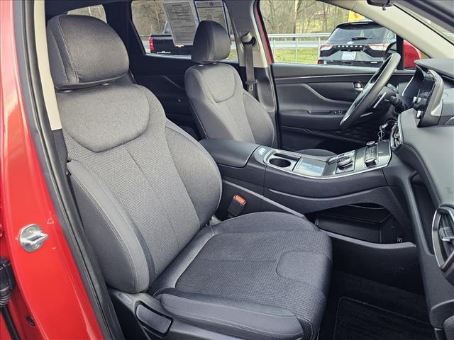 2023 Hyundai Santa Fe SE