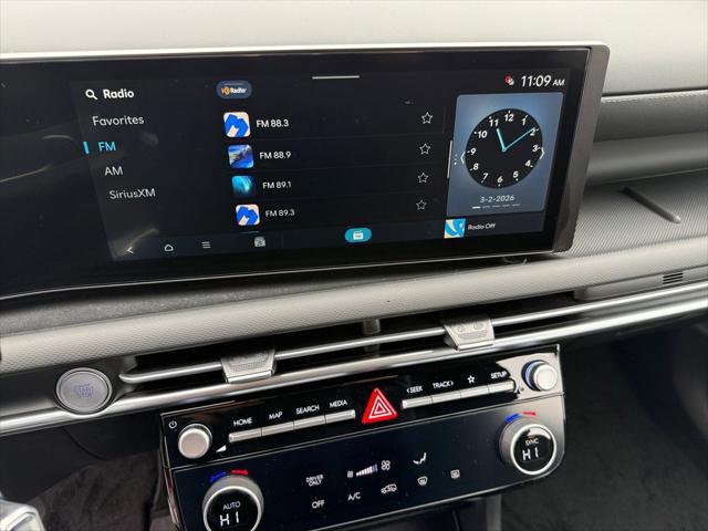 2026 Hyundai Tucson Hybrid Blue SE