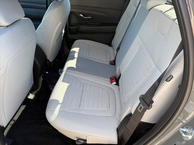 2026 Hyundai Santa Cruz SE