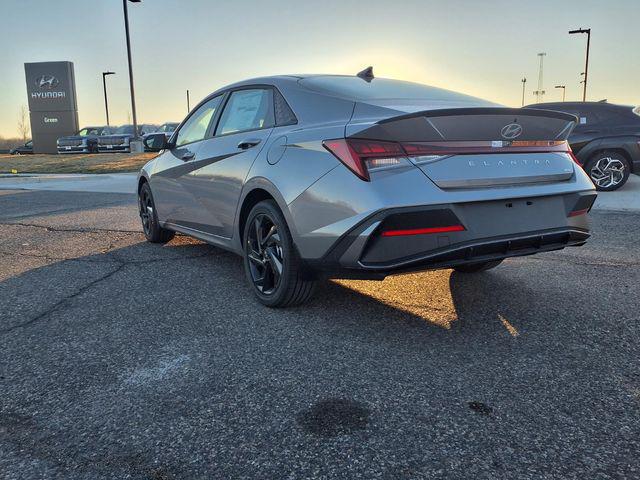 2026 Hyundai Elantra Hybrid SEL Sport