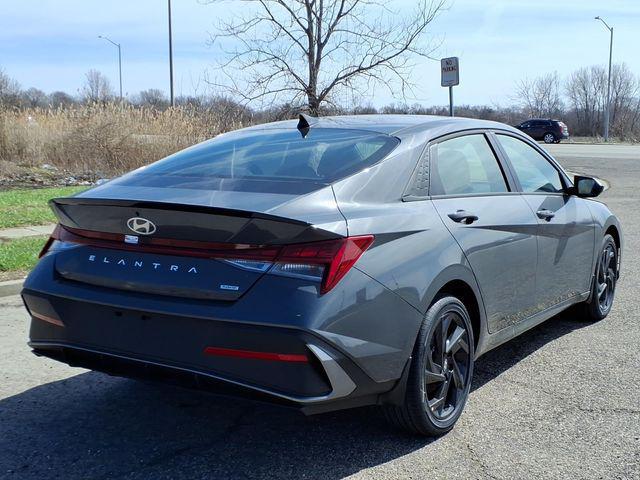 2026 Hyundai Elantra Hybrid SEL Sport