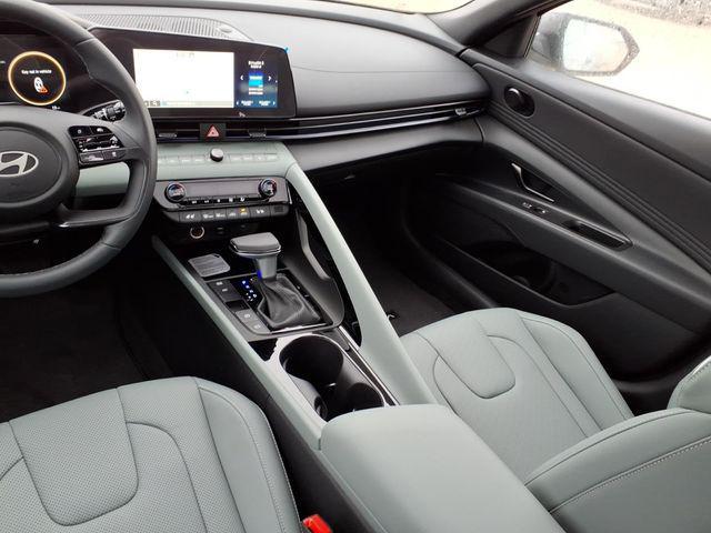 2026 Hyundai Elantra Hybrid Limited